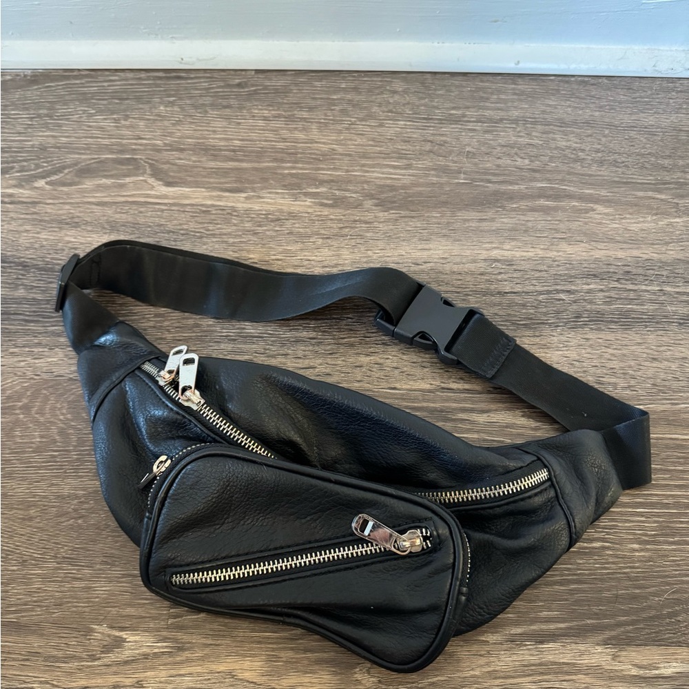 Topshop Black Leather Fanny Pack Bag - Picture 2 of 4